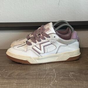 Vans Upland Women’s Athletic Skate Shoes Sneakers Size 8 White